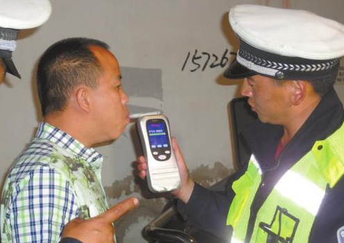 深圳酒精測(cè)試儀哪家好，酒精測(cè)試儀怎么用？